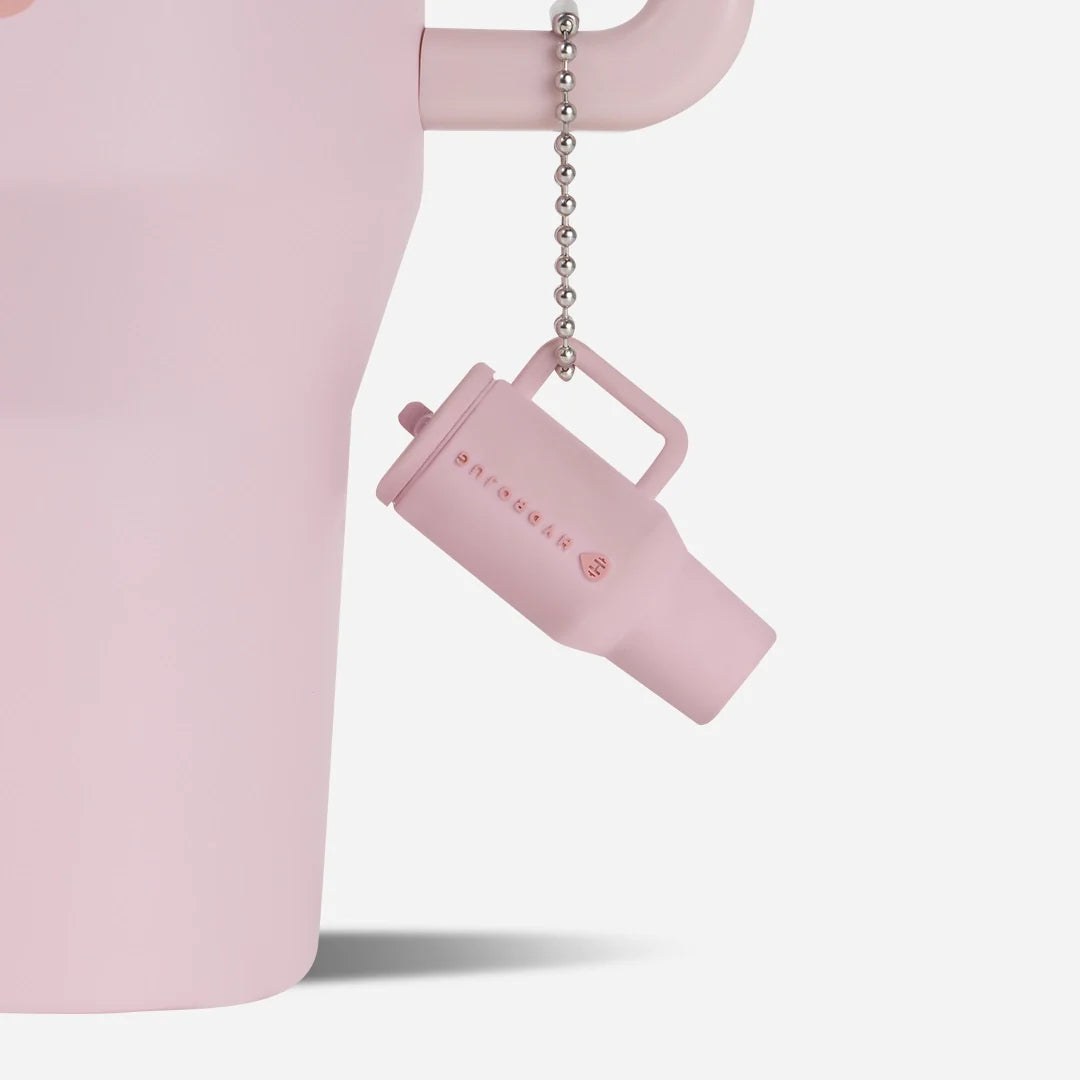traveler-keychain-z9 Web-TravelerKeychainPhotos-PinkSand2.webp